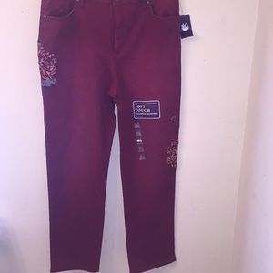 Gloria Vanderbilt Slimming Jean